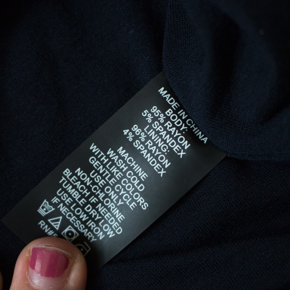 ✨Vince Camuto | Navy Striped 3/4 Sleeve Blouse - Picture 4 of 5